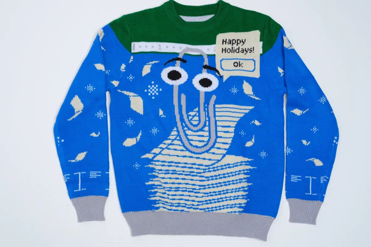Microsoft выпустила традиционный «уродливый» рождественский свитер
