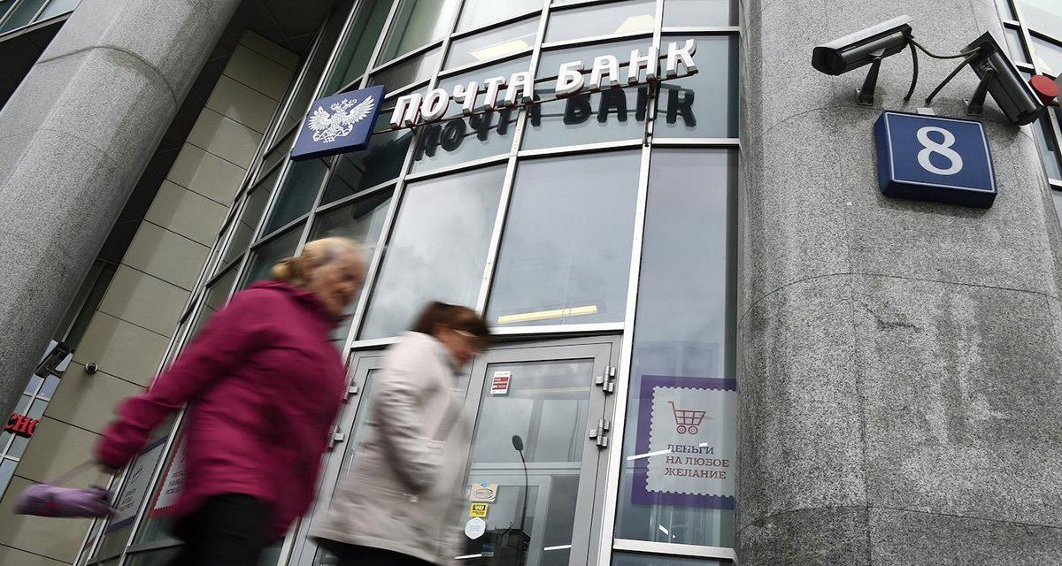 «Грубо говоря, для себя»: банки позволяют клиентам гасить кредиты в обход приставов