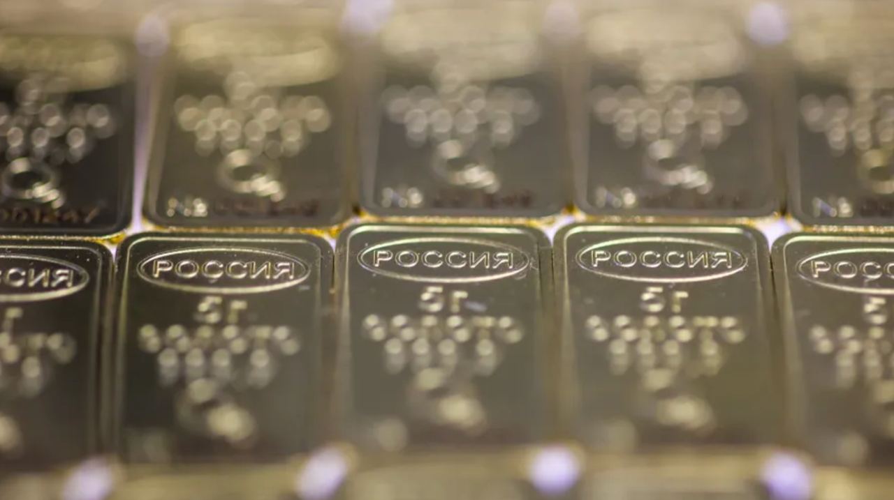Спрос на золотые слитки в российских банках растет на десятки процентов от месяца к месяцу