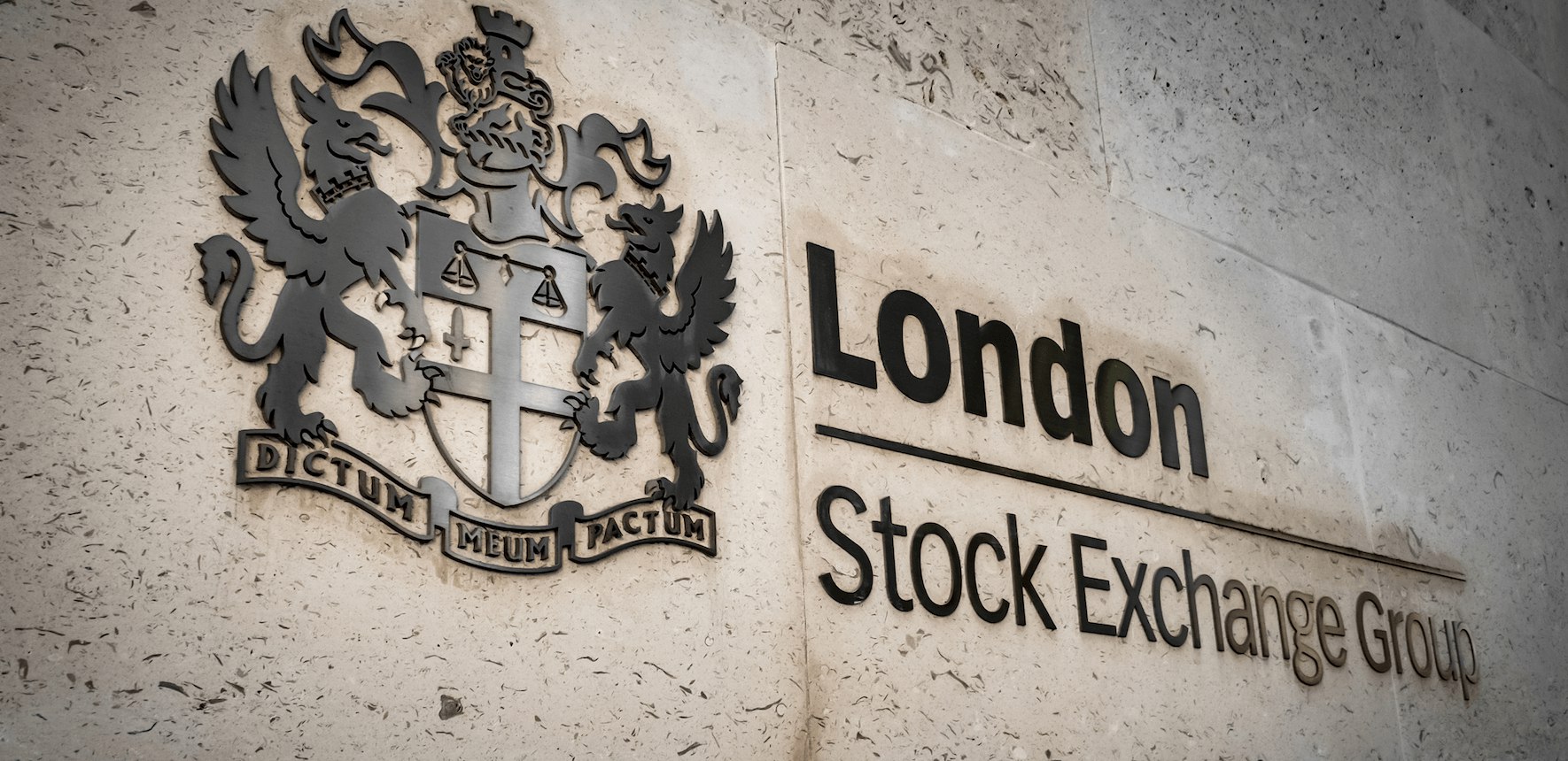 Microsoft объявила о покупке около 4% London Stock Exchange Group