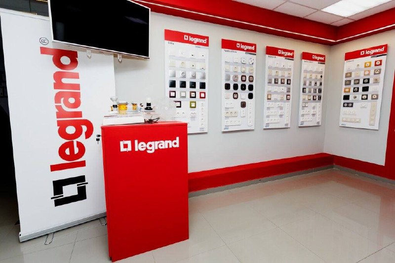 Legrand, производитель электрооборудования из Франции, объявил о намерении уйти с российского рынка