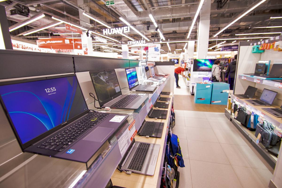 Стоимость ноутбуков в России снизилась на 15-30%