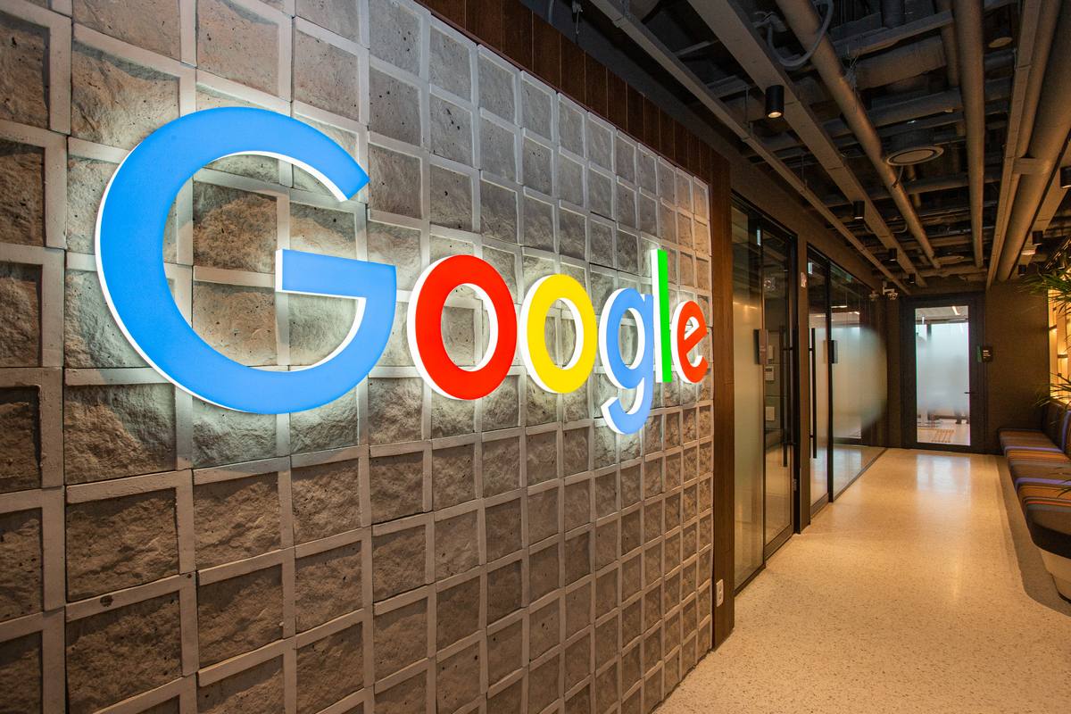 Google попросила сотрудников своего облачного подразделения делить рабочие места с коллегами