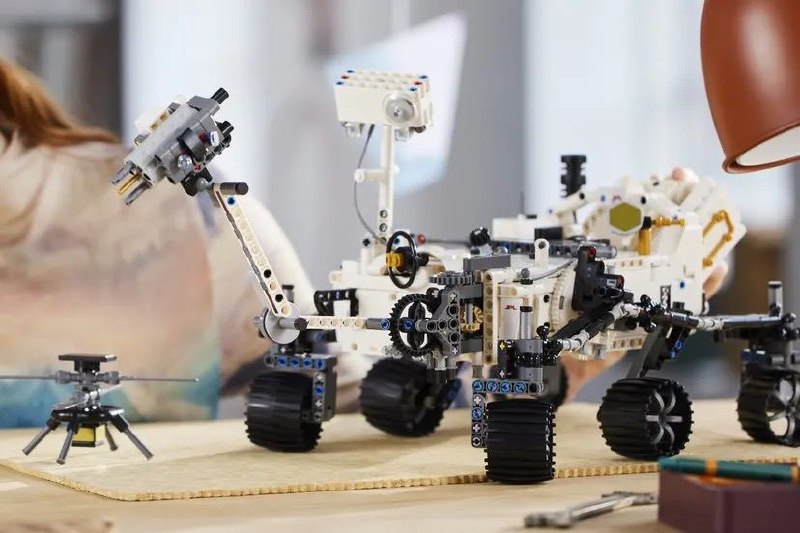 Lego представила набор Lego Technic NASA Mars Rover Perseverance