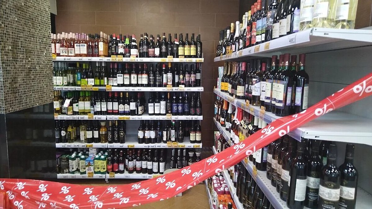 В магазинах «Пятёрочка» в Санкт-Петербурге — а это больше 500 точек — перестали продавать алкоголь